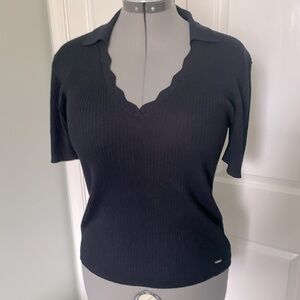 Dark Navy Blue Scallop V-Neck Women's Top Large